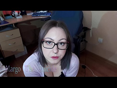 ❤️ Sexy holka s brýlemi kouří dildo hluboko na kameru ❌ Šukání u nás cs.truedating.top ❤